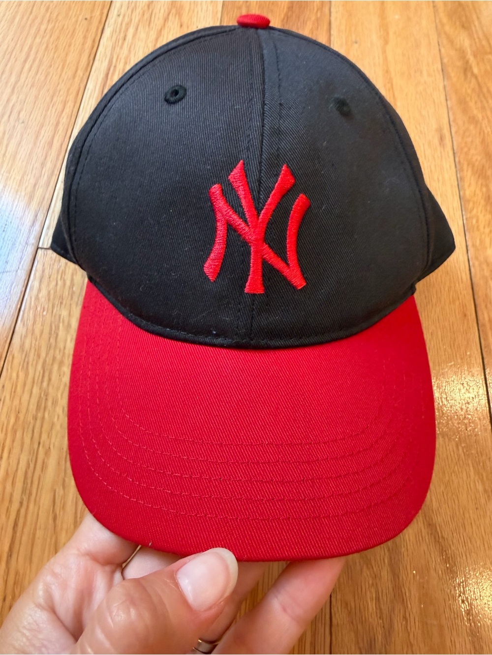 Toddler NY Yankees sun cap